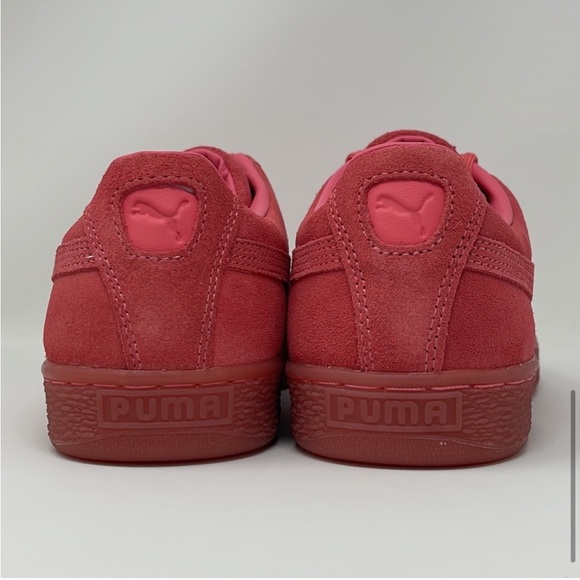 PUMA Suede Classic Mono Iced Pink Women’s Sneakers Size 9 381588 02 - Picture 2 of 4